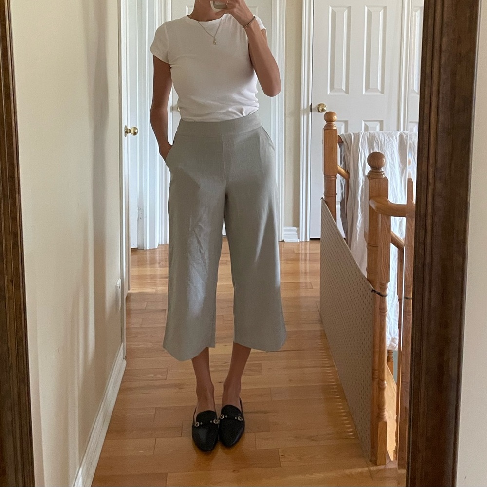Missguided Grey Cropped Trousers